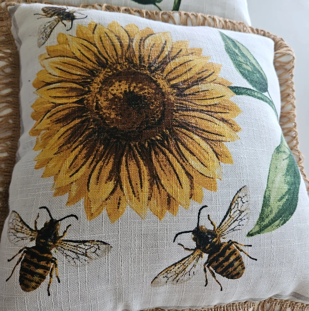 Better Homes And Gardens Sunflower & Bees Pillows - Set Of 5